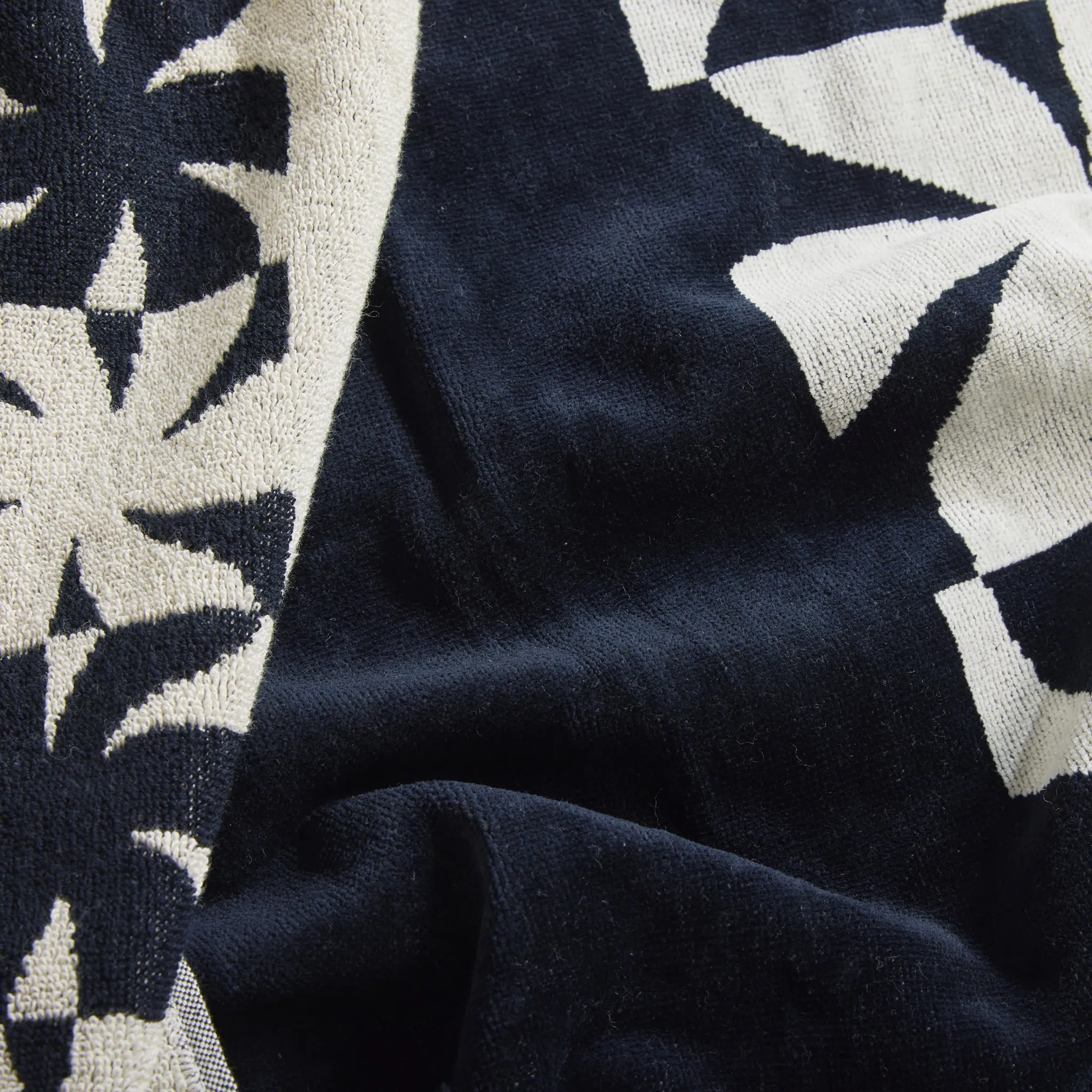 Beach Towel - Flowers by Kane Lehanneur