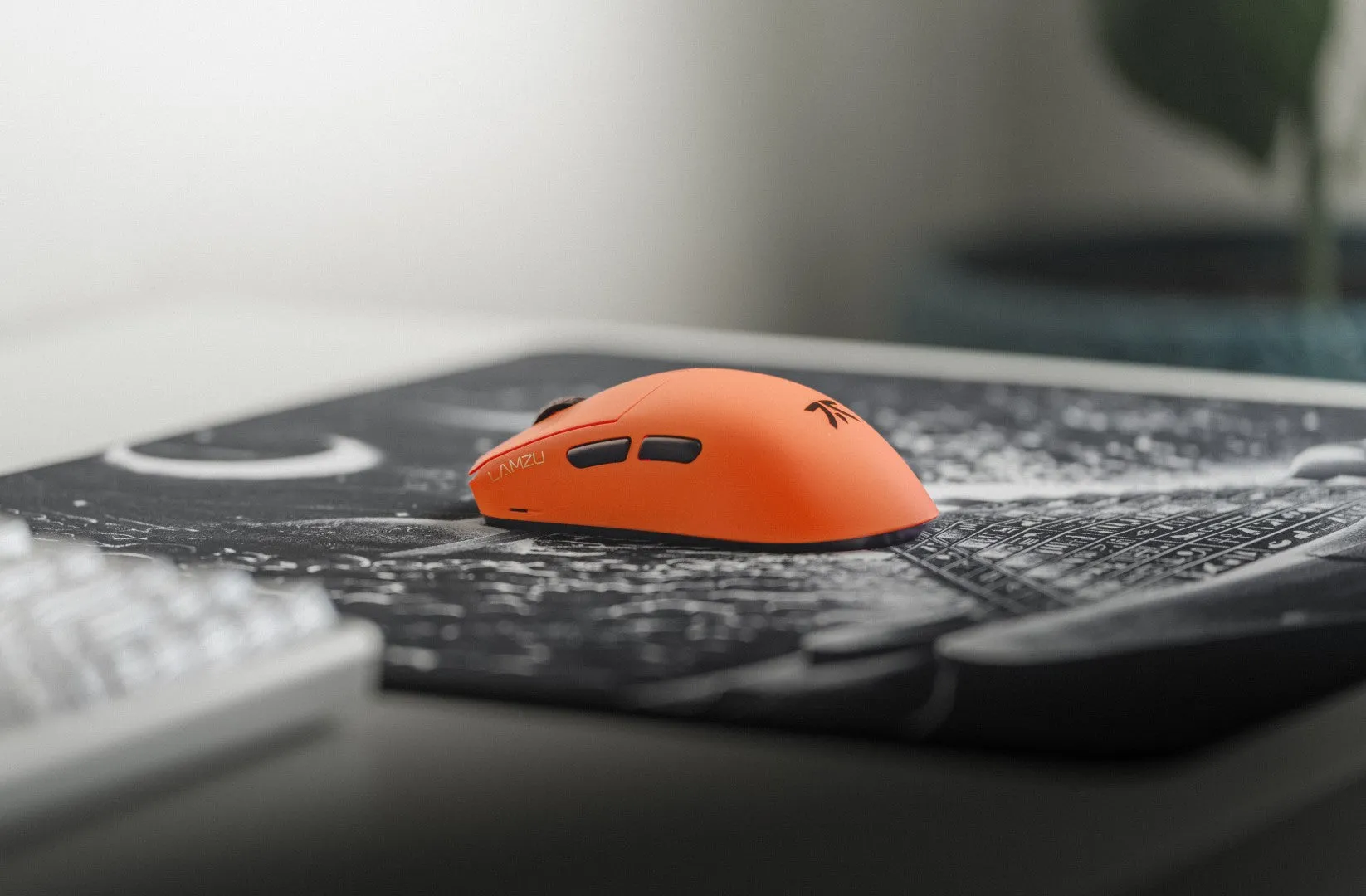 Fnatic x Lamzu Maya X 8K Wireless Gaming Mouse