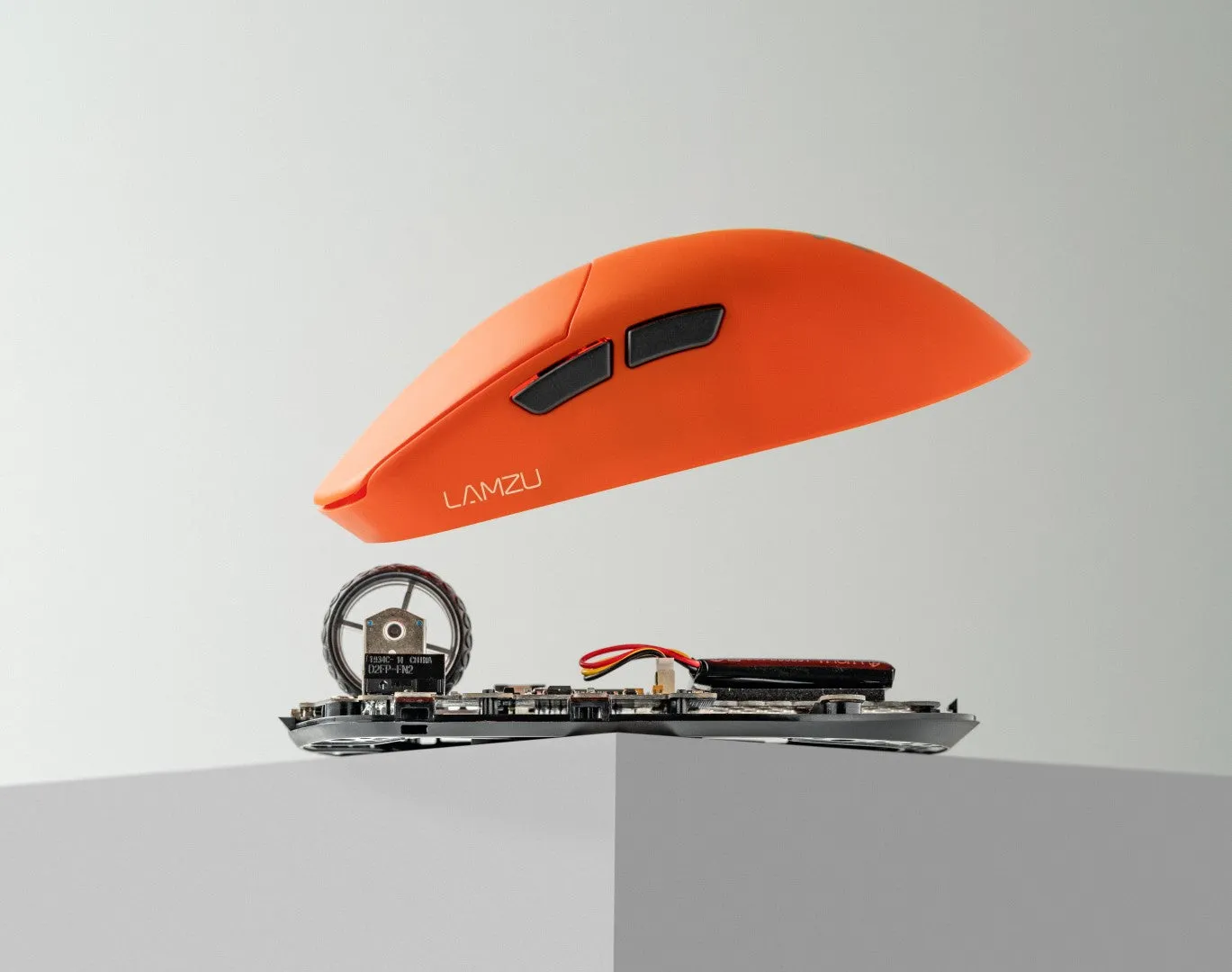 Fnatic x Lamzu Maya X 8K Wireless Gaming Mouse