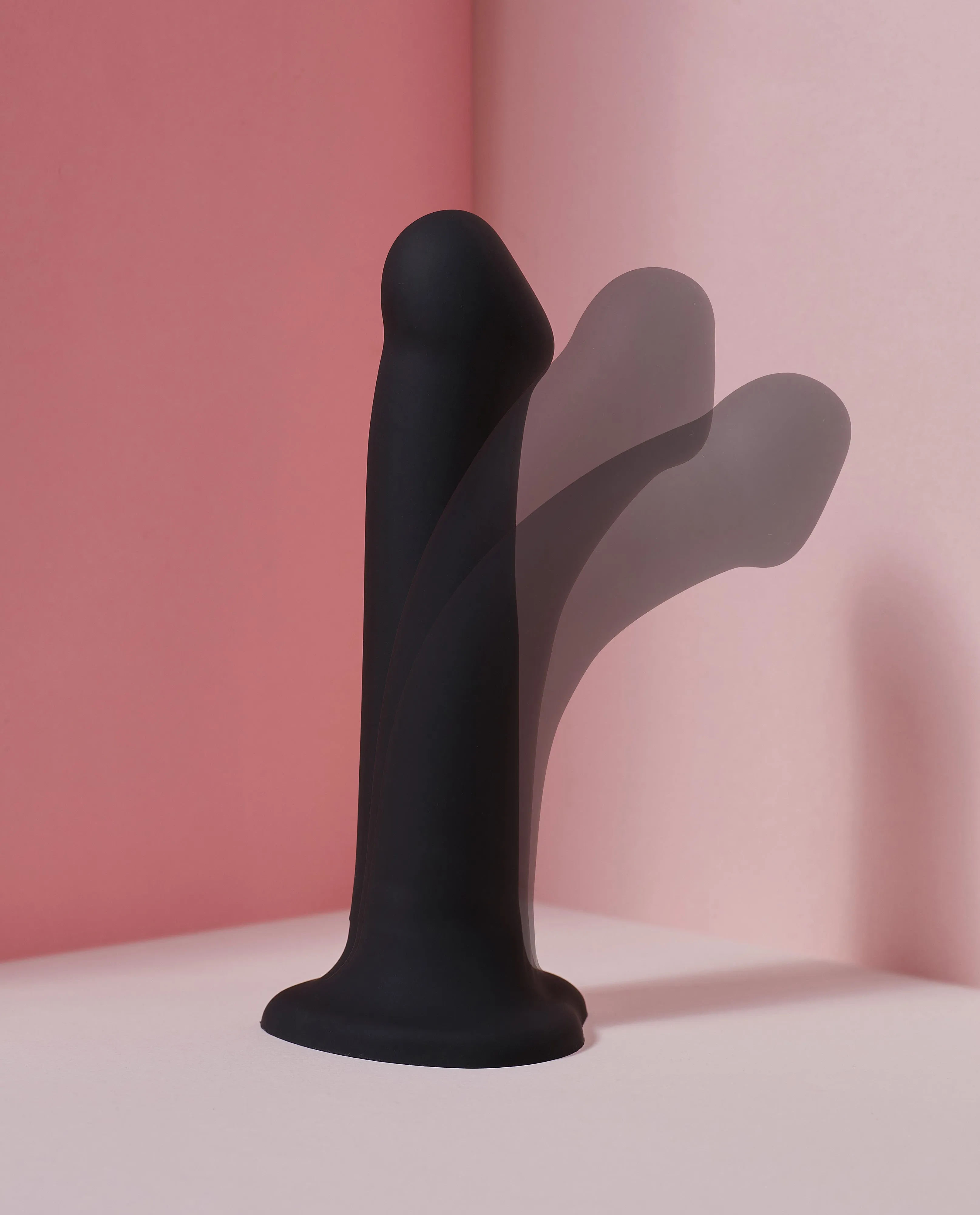 Certainly! Heres an optimized title for your e-commerce product:

Flexible Silicone Dildo with Bendable Joystick Design by Hedonist