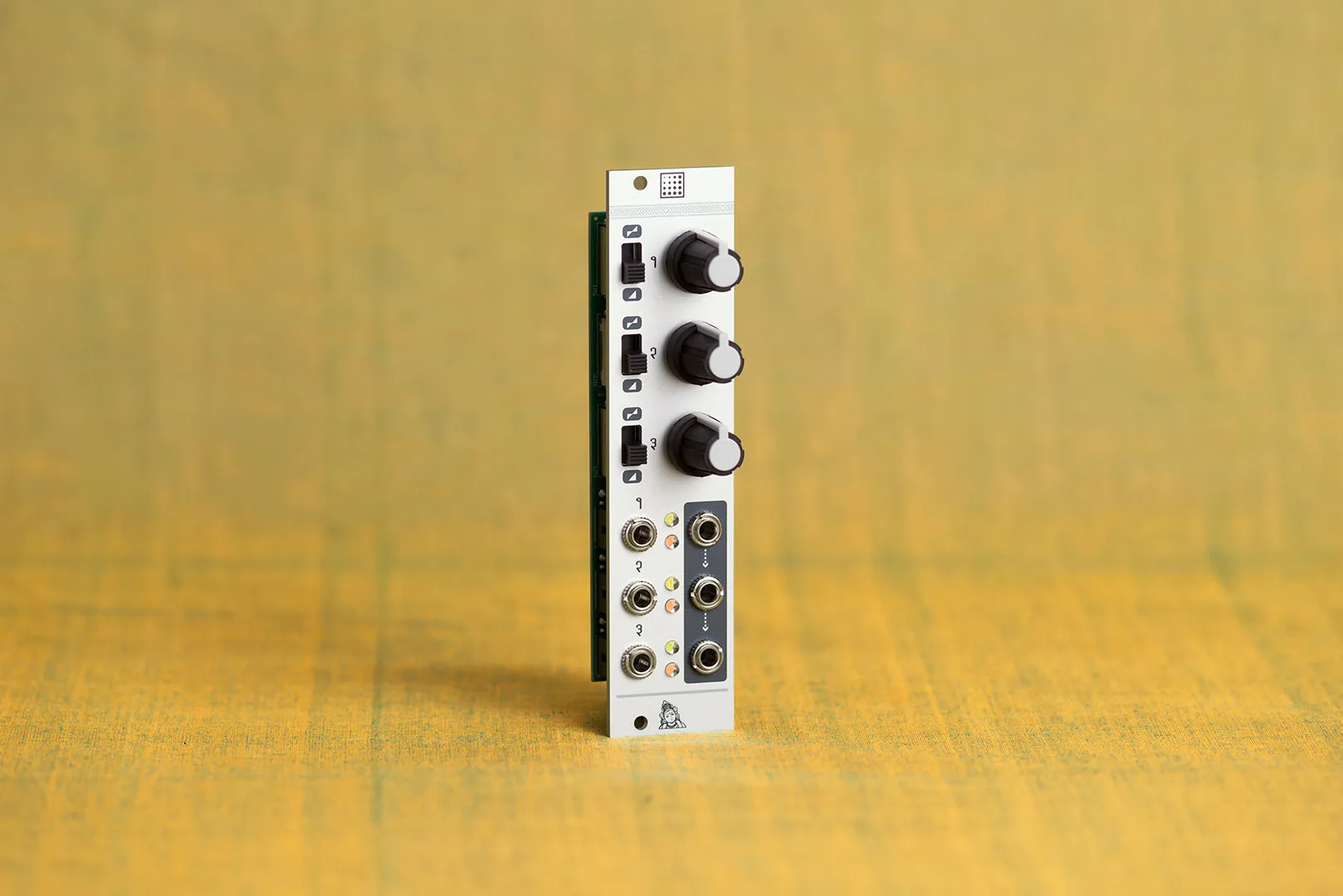 Mutable Instruments Shades Attenuator/offset/mixer